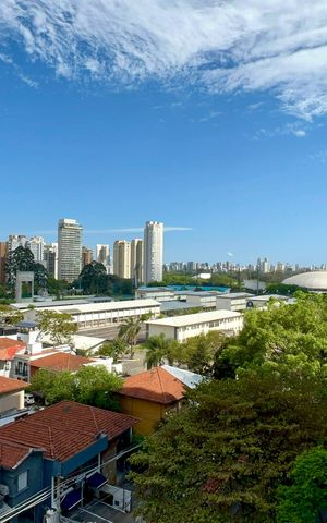 Apartamento à venda com 248m², 4 quartos e 4 vagas Apartamento à venda com 248m², 4 quartos e 4 vagasVista da Varanda