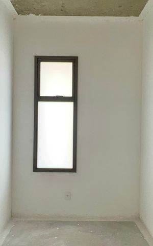 Apartamento à venda com 248m², 4 quartos e 4 vagas Apartamento à venda com 248m², 4 quartos e 4 vagasCloset da suíte 4