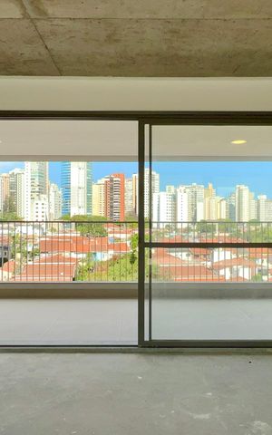 Apartamento à venda com 248m², 4 quartos e 4 vagas Apartamento à venda com 248m², 4 quartos e 4 vagasVaranda