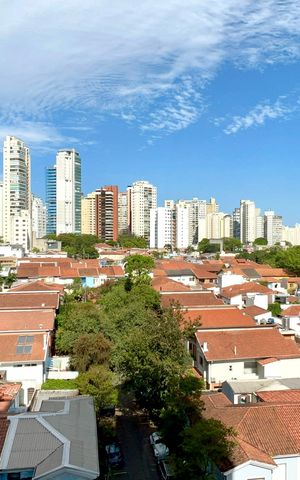Apartamento à venda com 248m², 4 quartos e 4 vagas Apartamento à venda com 248m², 4 quartos e 4 vagasVista da Varanda