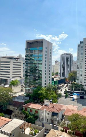 Apartamento à venda com 248m², 4 quartos e 4 vagas Apartamento à venda com 248m², 4 quartos e 4 vagasVista da varanda gourmet