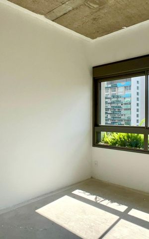 Apartamento à venda com 248m², 4 quartos e 4 vagas Apartamento à venda com 248m², 4 quartos e 4 vagasSuíte 2