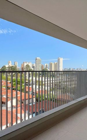 Apartamento à venda com 248m², 4 quartos e 4 vagas Apartamento à venda com 248m², 4 quartos e 4 vagasVaranda
