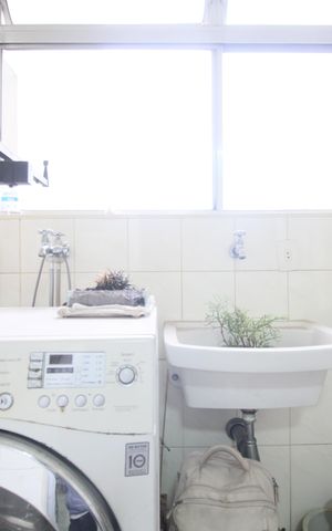 Apartamento à venda com 72m², 3 quartos e 1 vagaÁrea de Serviço