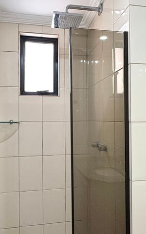 Apartamento para alugar com 68m², 2 quartos e 1 vaga Apartamento para alugar com 68m², 2 quartos e 1 vagaBanheiro da Suíte
