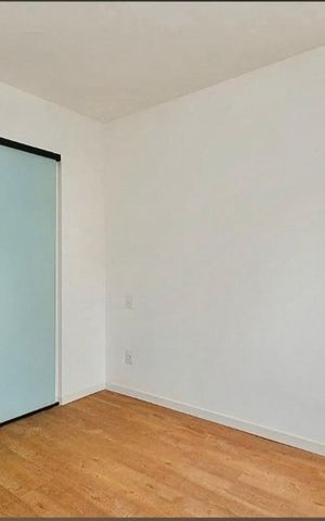 Apartamento à venda com 63m², 2 quartos e 2 vagas Apartamento à venda com 63m², 2 quartos e 2 vagasSuíte