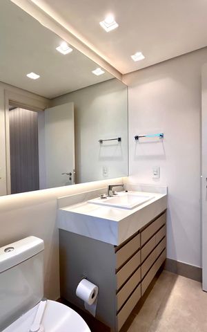 Apartamento para alugar com 135m², 2 quartos e 2 vagas Apartamento para alugar com 135m², 2 quartos e 2 vagasBanheiro da Suíte 1