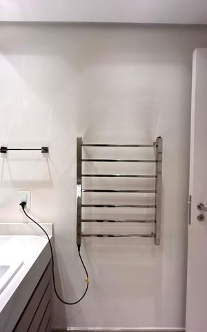 Apartamento para alugar com 135m², 2 quartos e 2 vagas Apartamento para alugar com 135m², 2 quartos e 2 vagasBanheiro da Suíte 2