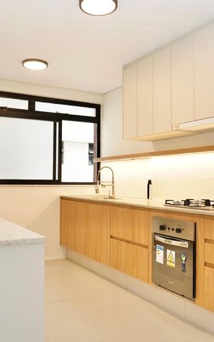 Apartamento à venda com 100m², 4 quartos e 2 vagas Apartamento à venda com 100m², 4 quartos e 2 vagasCozinha e Área de Serviço