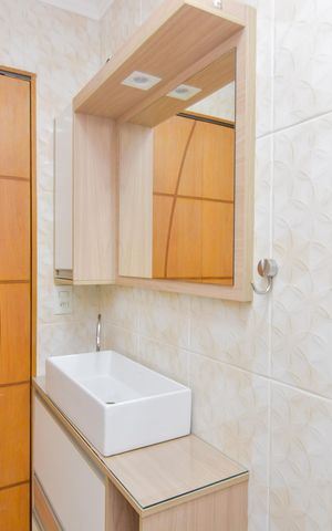 Casa para alugar com 65m², 2 quartos e 2 vagasBanheiro Social