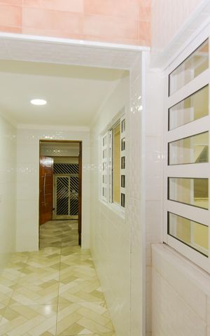 Casa para alugar com 65m², 2 quartos e 2 vagasEntrada Social 