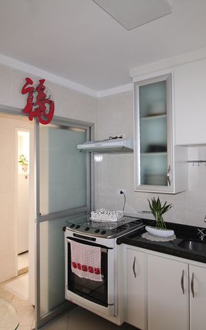 Apartamento à venda com 80m², 2 quartos e sem vagaCozinha / Área de Serviço