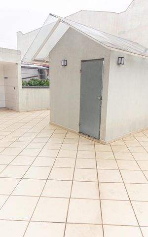 Casa à venda com 300m², 4 quartos e 3 vagas Casa à venda com 300m², 4 quartos e 3 vagasChurrasqueira