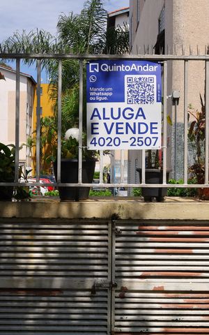 Apartamento para alugar com 51m², 2 quartos e 1 vagaPlaca GRANDE instalada na fachada do condomínio, dia 11.09.2026 - Código da placa: GBEG-293