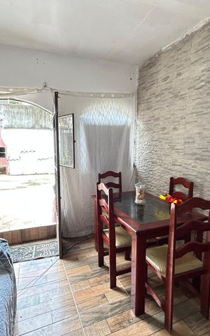 Casa para alugar com 90m², 2 quartos e 1 vagaSala