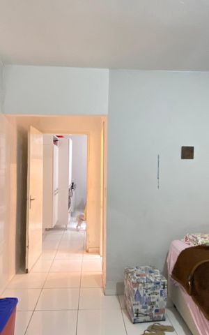 Casa à venda com 164m², 3 quartos e 2 vagas Casa à venda com 164m², 3 quartos e 2 vagasSuíte