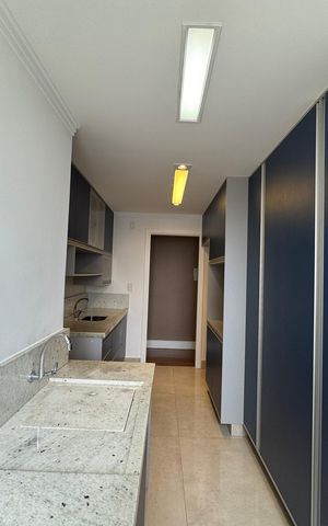 Apartamento à venda com 74m², 3 quartos e 1 vagaCozinha e Área de Serviço