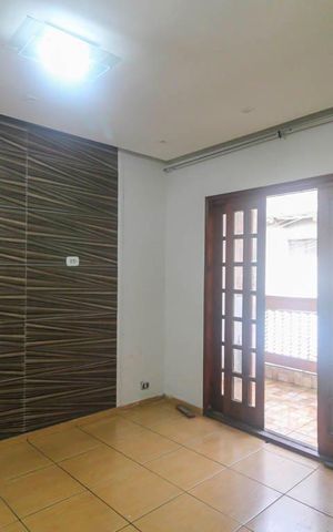 Casa para alugar com 100m², 2 quartos e 1 vaga Casa para alugar com 100m², 2 quartos e 1 vagaSala