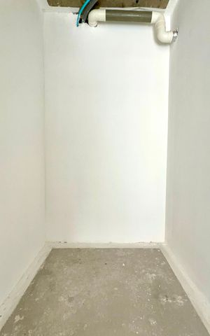 Apartamento à venda com 198m², 3 quartos e sem vaga Apartamento à venda com 198m², 3 quartos e sem vagaCloset da suíte 3