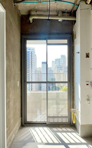 Apartamento à venda com 198m², 3 quartos e sem vaga Apartamento à venda com 198m², 3 quartos e sem vagaÁrea de Serviço