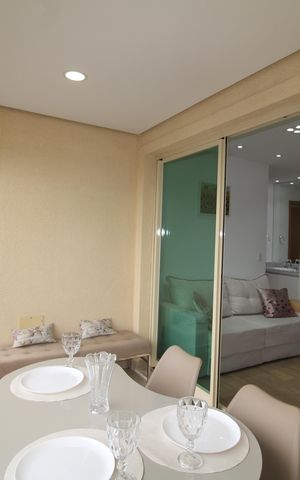 Apartamento para alugar com 50m², 1 quarto e 1 vagaSala / Cozinha - Varanda