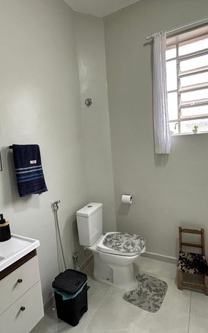 Casa à venda com 110m², 2 quartos e 1 vagaBanheiro