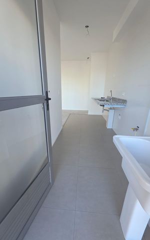 Apartamento à venda com 76m², 3 quartos e 2 vagas Apartamento à venda com 76m², 3 quartos e 2 vagasÁrea de serviço