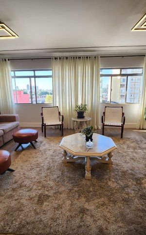 Apartamento à venda com 173m², 3 quartos e 1 vaga Apartamento à venda com 173m², 3 quartos e 1 vagaSala
