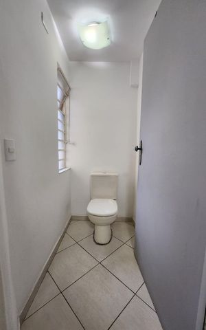 Apartamento à venda com 173m², 3 quartos e 1 vaga Apartamento à venda com 173m², 3 quartos e 1 vagaBanheiro