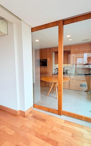 Apartamento à venda com 167m², 3 quartos e 3 vagas Apartamento à venda com 167m², 3 quartos e 3 vagasVaranda