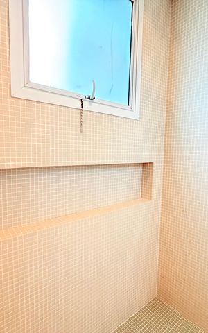 Apartamento à venda com 167m², 3 quartos e 3 vagas Apartamento à venda com 167m², 3 quartos e 3 vagasBanheiro 2