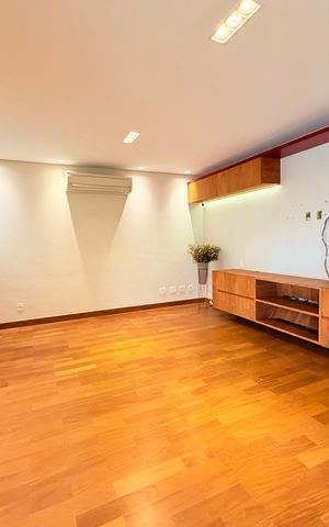 Apartamento à venda com 167m², 3 quartos e 3 vagas Apartamento à venda com 167m², 3 quartos e 3 vagasSala