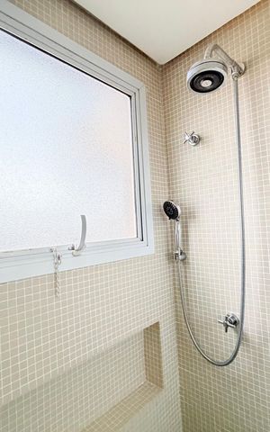 Apartamento à venda com 167m², 3 quartos e 3 vagas Apartamento à venda com 167m², 3 quartos e 3 vagasBanheiro 1