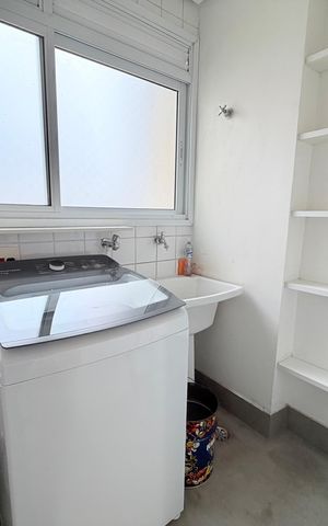 Apartamento à venda com 167m², 3 quartos e 3 vagas Apartamento à venda com 167m², 3 quartos e 3 vagasLavanderia