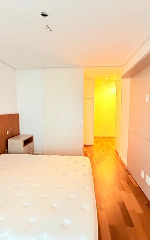 Apartamento à venda com 167m², 3 quartos e 3 vagas Apartamento à venda com 167m², 3 quartos e 3 vagasQuarto 4