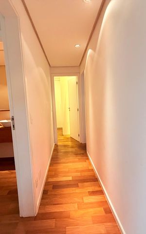 Apartamento à venda com 167m², 3 quartos e 3 vagas Apartamento à venda com 167m², 3 quartos e 3 vagasQuartos