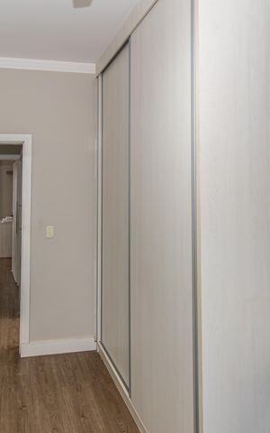 Casa à venda com 95m², 3 quartos e 2 vagas Casa à venda com 95m², 3 quartos e 2 vagasQuarto 1