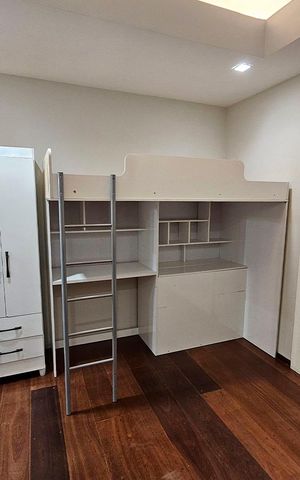 Apartamento à venda com 267m², 4 quartos e 5 vagas Apartamento à venda com 267m², 4 quartos e 5 vagasQuarto 4 - Suíte
