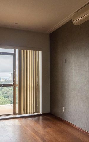 Apartamento à venda com 267m², 4 quartos e 5 vagas Apartamento à venda com 267m², 4 quartos e 5 vagasQuarto 1