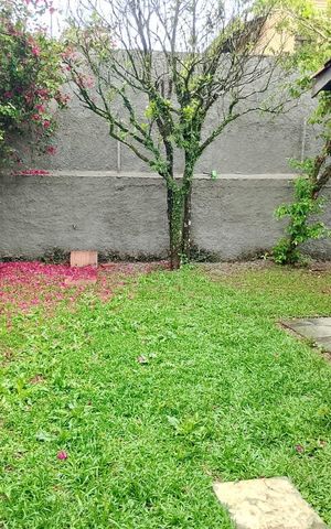Casa de condomínio para alugar com 400m², 5 quartos e 2 vagas