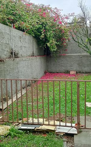 Casa de condomínio para alugar com 400m², 5 quartos e 2 vagas