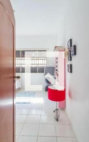 Casa para alugar com 250m², 3 quartos e 3 vagas Casa para alugar com 250m², 3 quartos e 3 vagasQuarto