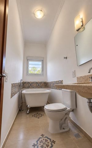 Casa de condomínio para alugar com 175m², 4 quartos e 3 vagasBanheiro 4