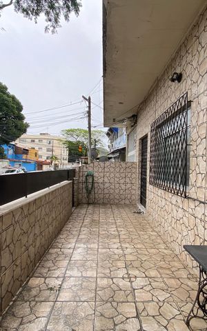 Casa à venda com 60m², 2 quartos e 1 vaga