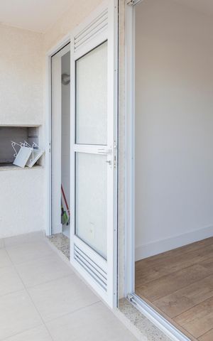 Apartamento à venda com 61m², 2 quartos e 1 vagaVaranda