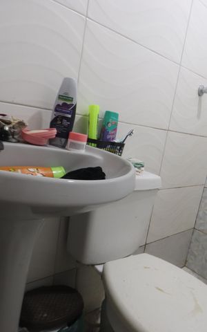 Casa para alugar com 22m², 1 quarto e sem vagaBanheiro
