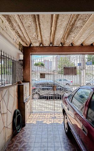 Casa à venda com 129m², 3 quartos e 1 vagaGaragem