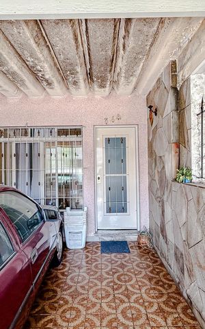 Casa à venda com 129m², 3 quartos e 1 vagaGaragem