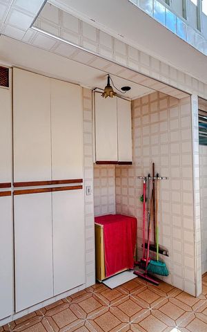 Casa à venda com 129m², 3 quartos e 1 vagaÁrea de Serviço