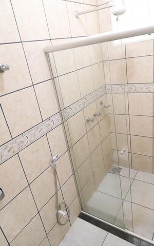 Casa para alugar com 195m², 4 quartos e 4 vagasBanheiro Social